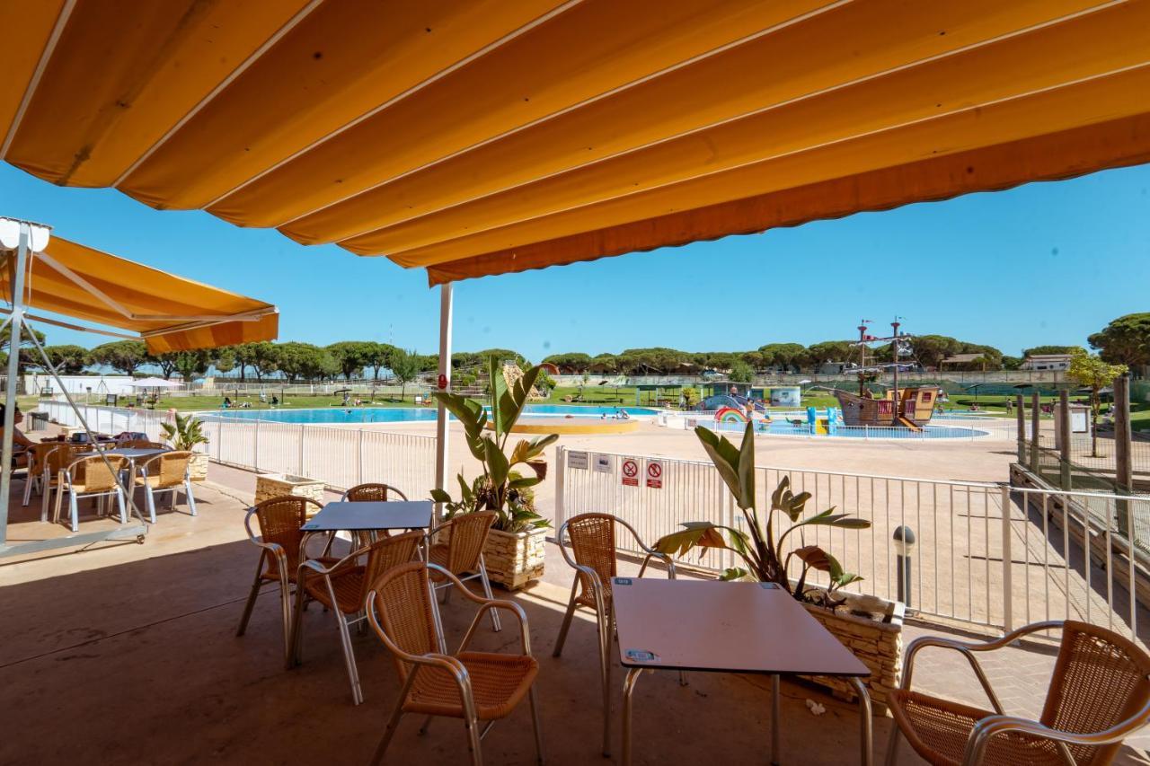 Hotel Kampaoh Doñana Mazagón Exterior foto