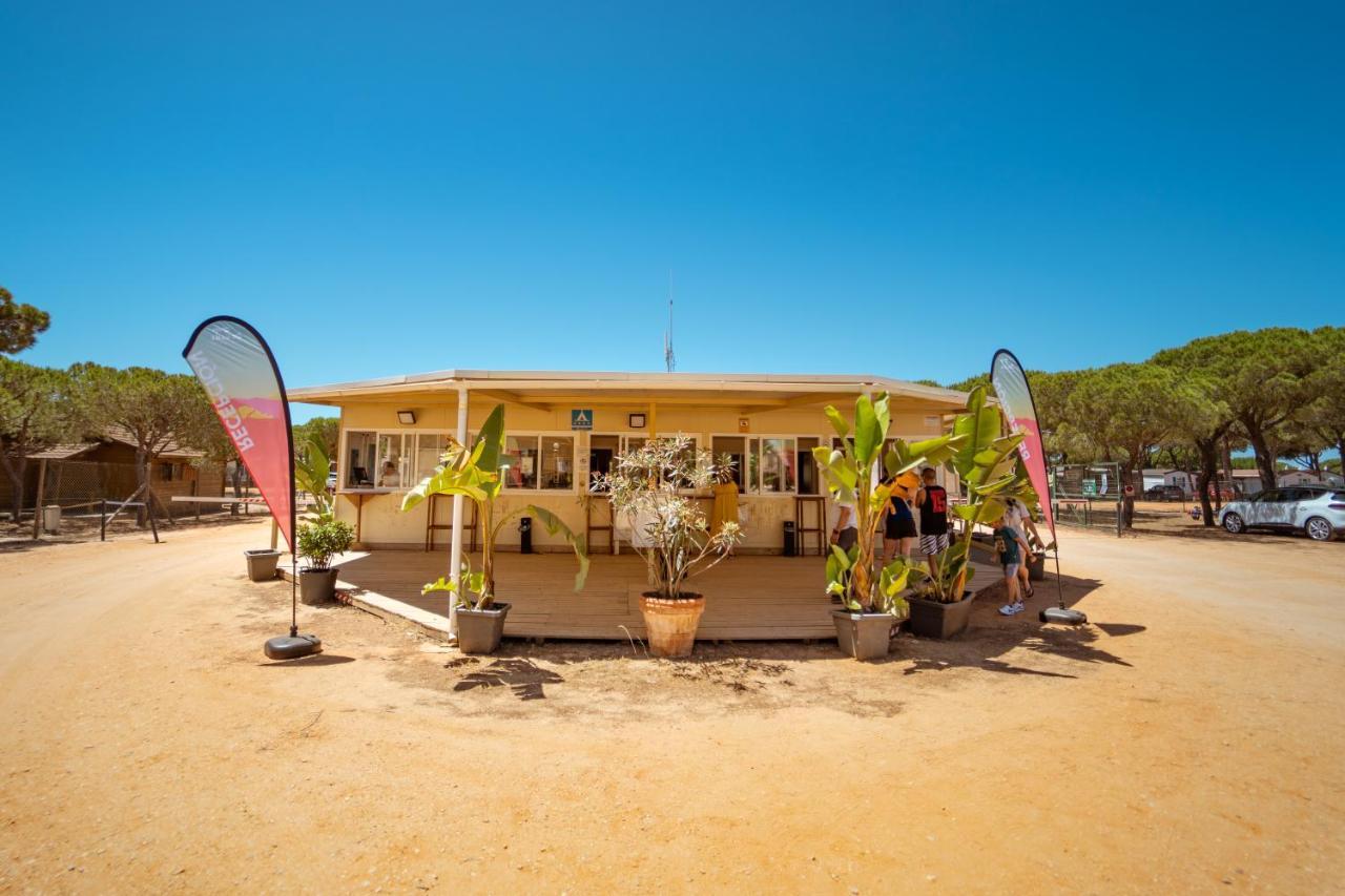 Hotel Kampaoh Doñana Mazagón Exterior foto